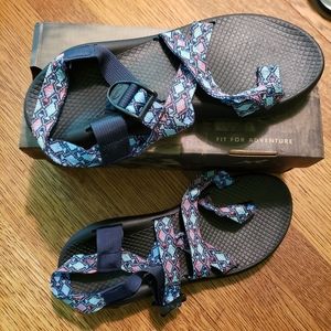 Chacos size 9